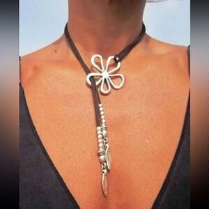Silver flower necklace  #1014